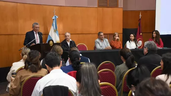 109745-referentes-internacionales-destacan-el-modelo-de-salud-territorial-de-salta-en-la-prevencion-de-chagas-vih-y-sifilis