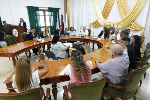 86276-concejales-de-oran-rechazaron-el-organigrama-del-intendente