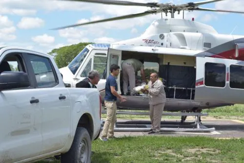 86389-oran-asistio-a-comunidades-por-aire-ante-desbordes-de-rios