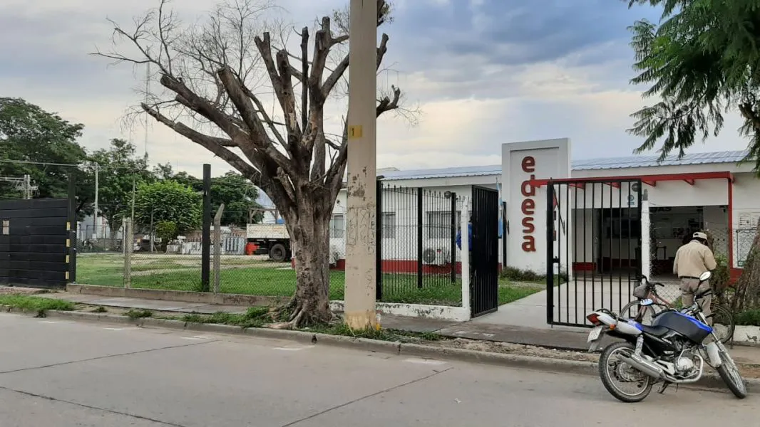 73768-el-concejo-deliberante-de-oran-exigira-la-presencia-del-ente-regulador-y-edesa-ante-las-bajas-de-tension-y-cortes