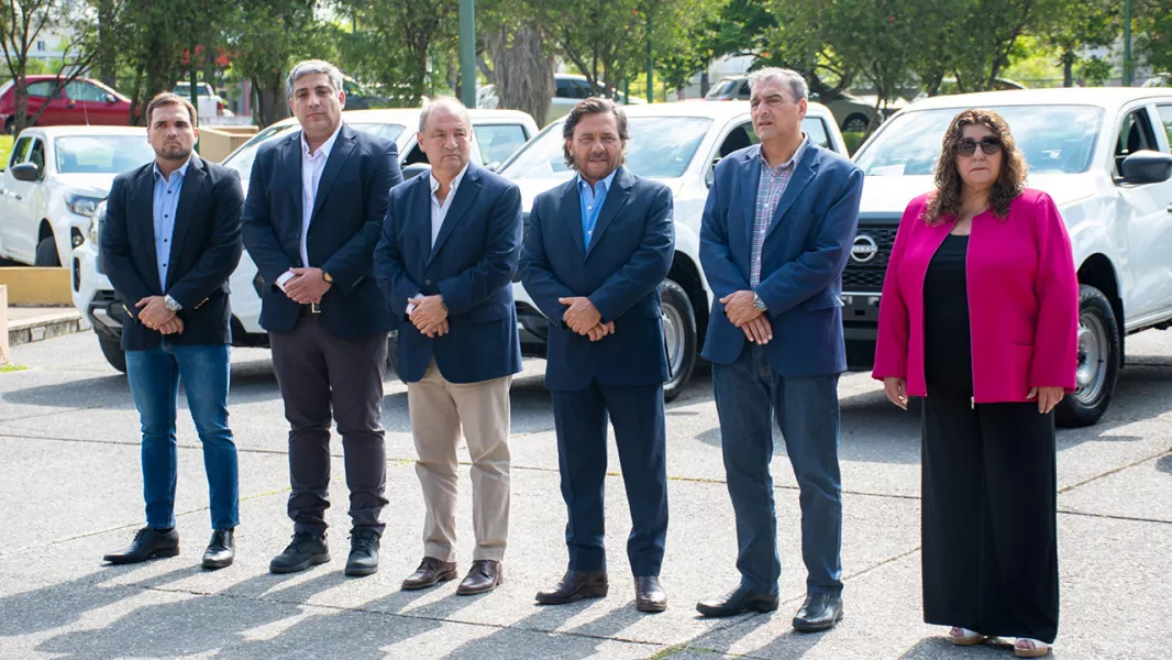 15580-con-la-incorporacion-de-10-camionetas-4x4-la-provincia-fortalece-la-atencion-sanitaria-en-el-norte-provincial