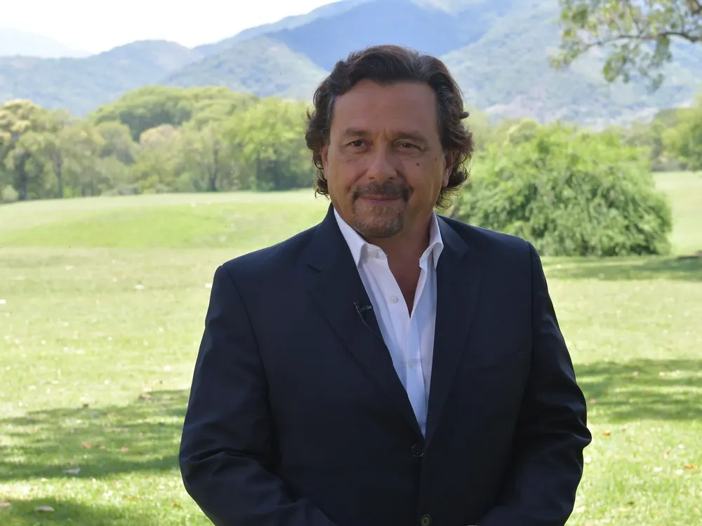 ccKC3-9LS_2000x1500__1