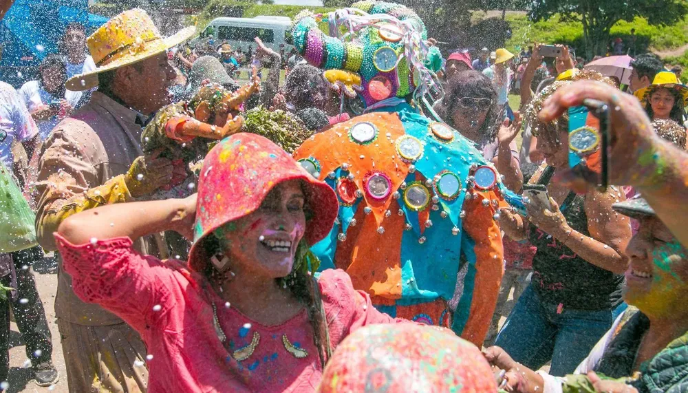 cuando-comienza-carnaval-salta-130380-163949