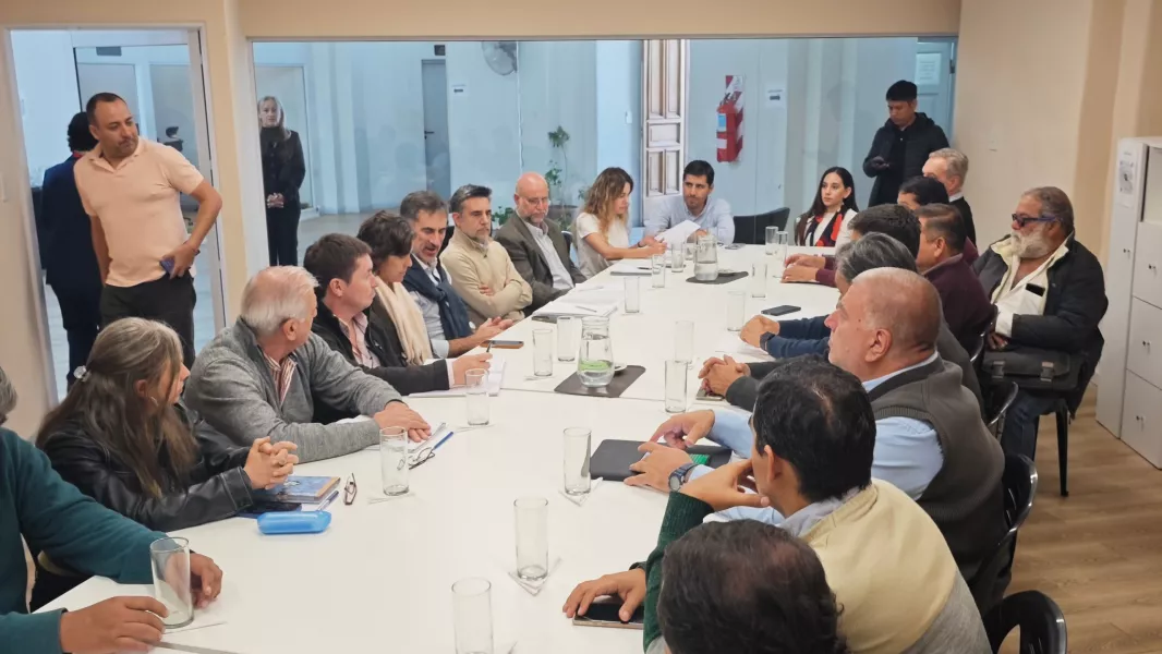 107896-el-gabinete-productivo-se-reunio-en-oran-para-abordar-las-inquietudes-del-norte-provincial