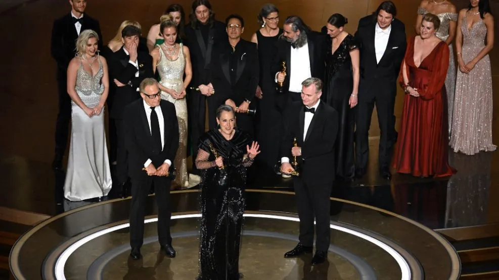 premios-oscar-2024-en-vivo-oppenheimer-gano-el-premio-a-mejor-pelicula-1768322