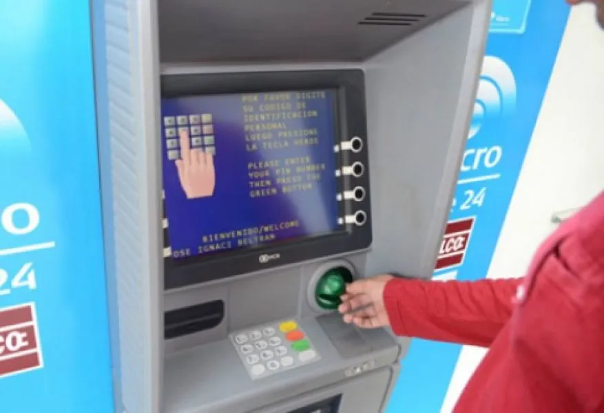 41383-emplazan-al-banco-macro-a-normalizar-el-servicio-de-sus-cajeros