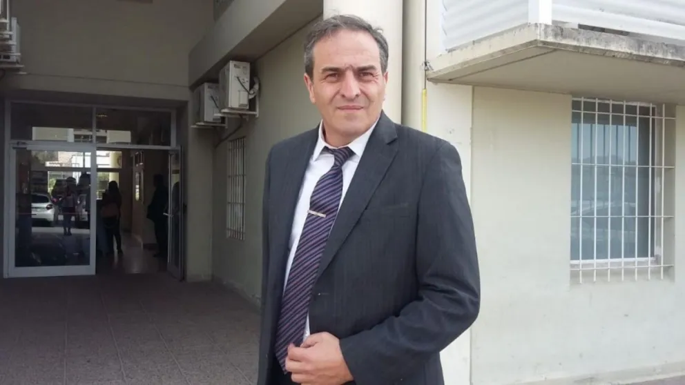 md