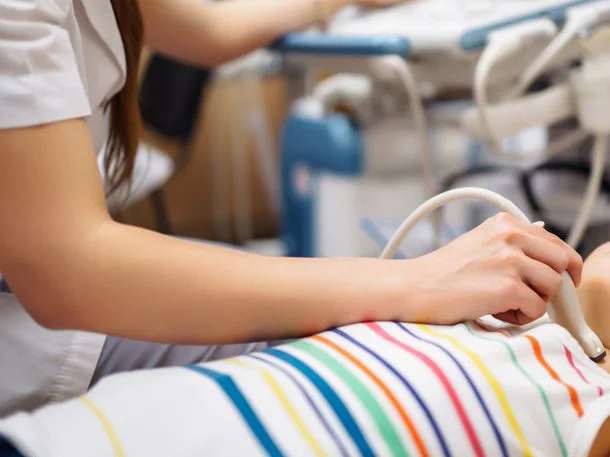 medico-certificado-apto-fisico-escolar
