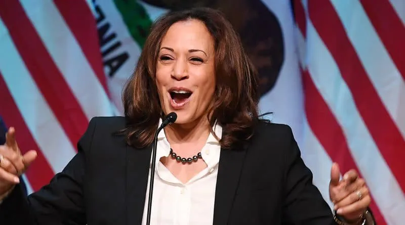 On-l-a-fait-l-emotion-de-la-vice-presidente-Kamala-Harris-apres-la-victoire-de-Biden-800x445