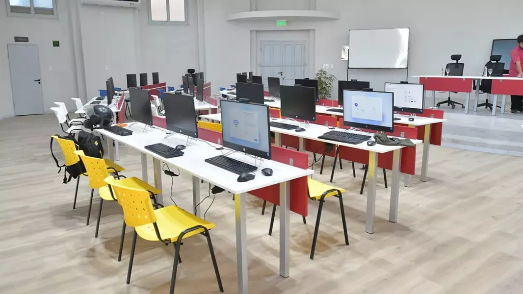 77051-inauguraron-una-nueva-sede-de-upateco-en-oran