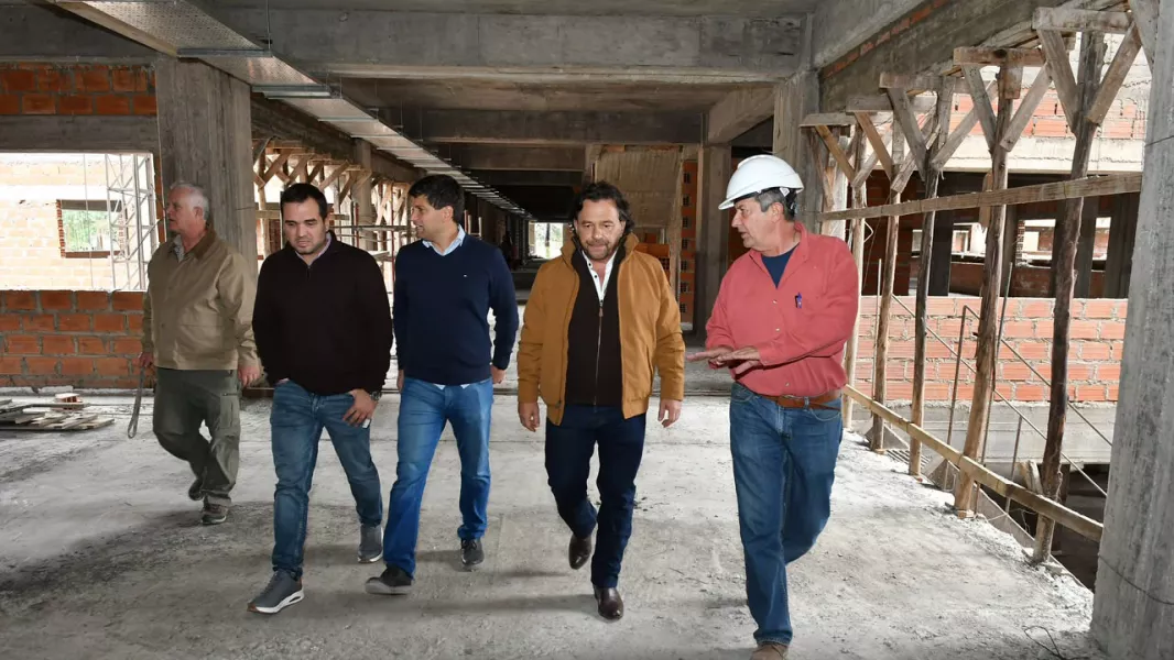 23551-saenz-superviso-la-obra-de-la-ciudad-judicial-de-oran-que-avanza-con-apoyo-economico-de-la-provincia