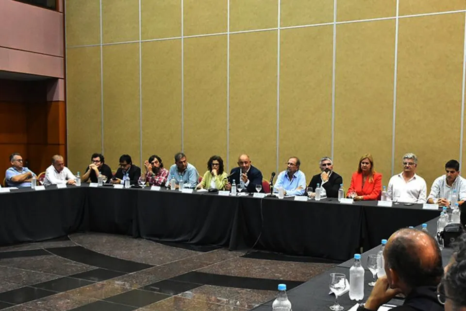 819482-paritaria-202024