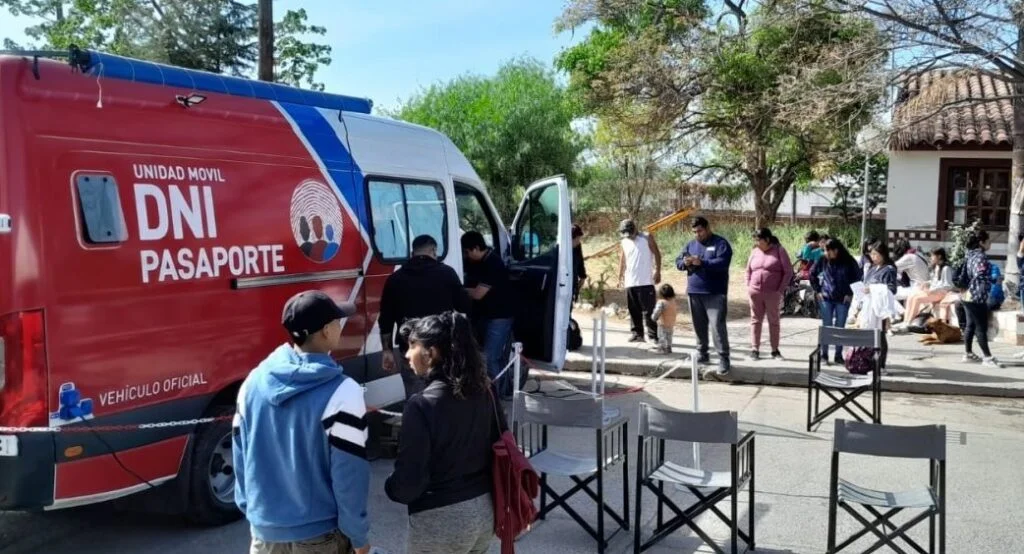 unidad-movil-registro-civil-salta-1024x554