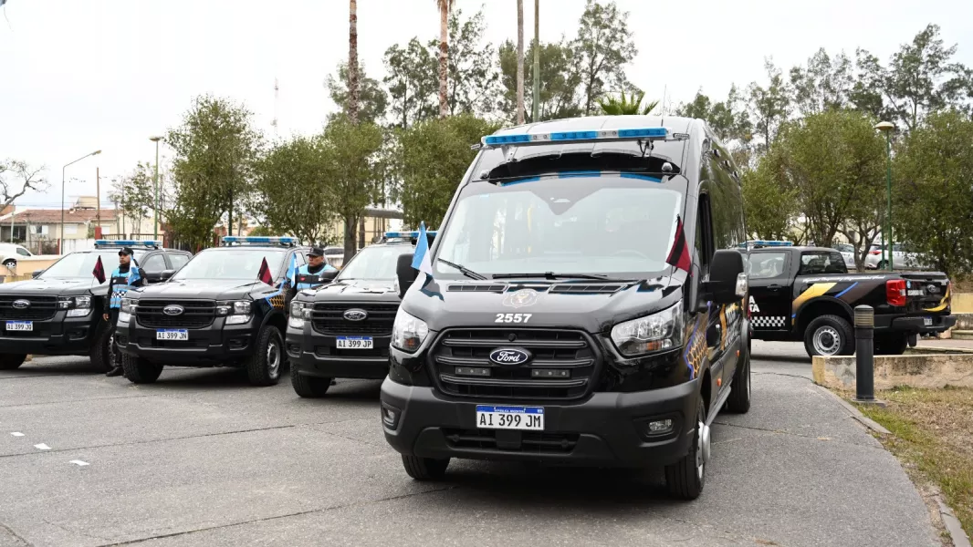 22442-con-nuevas-unidades-para-seguridad-vial-la-provincia-ya-renovo-el-60-del-parque-automotor-de-la-policia