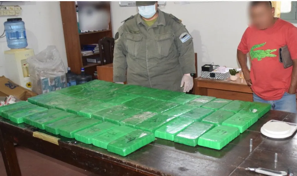 multimedia.normal.a78ce92a24709a36.c2VjdWVzdHJvIGRyb2dhX25vcm1hbC53ZWJw