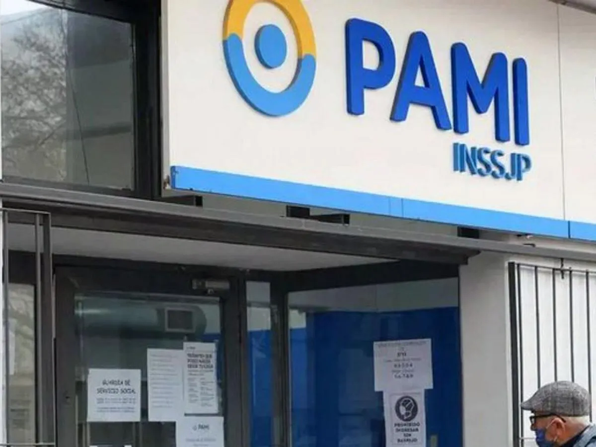 pami-1001201-085535